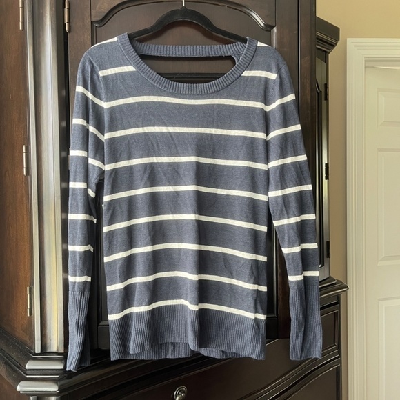 NWT Chaser L/S Wrap Back Linen Sweater, Twilight Stripe, Medium - Picture 1 of 7